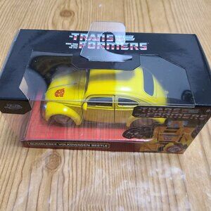 Bumblebee Transformers Volkswagen Beetle Jada Die-Cast car (1:64 scale) NEW